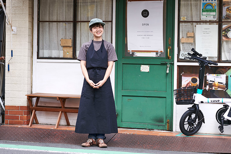 喫茶店 店主 ストア 服装 ロングエプロン